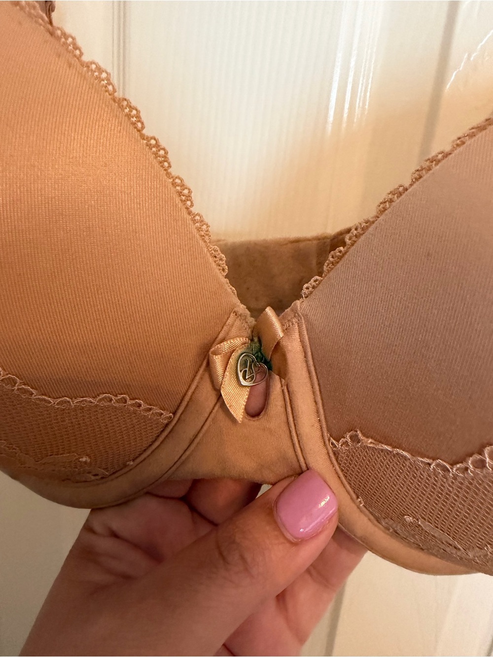 Victoria’s Secret Body by Victoria Perfect Shape Bra 38C Nude Lace - Picture 2 of 6